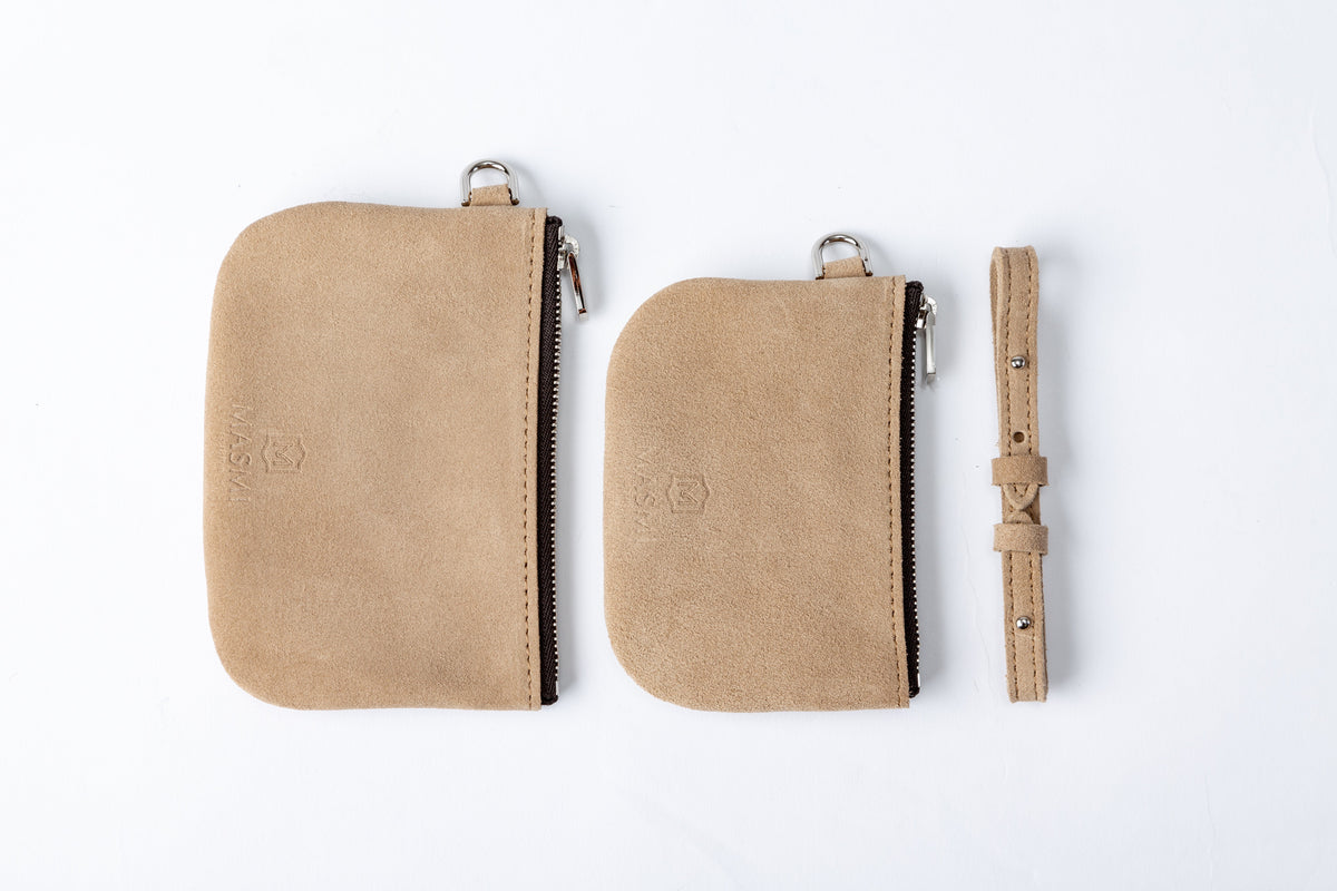 Round feel Suede Pouch