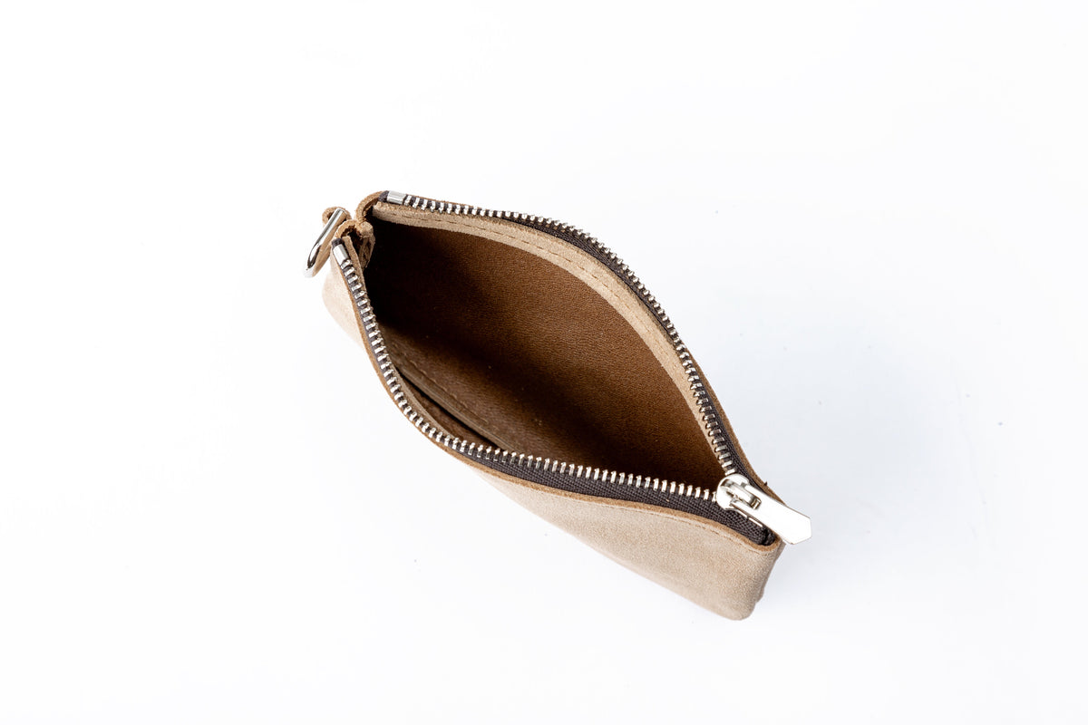 Round feel Suede Pouch